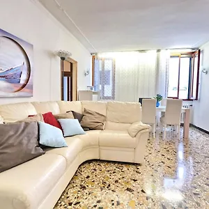 Life Apartment